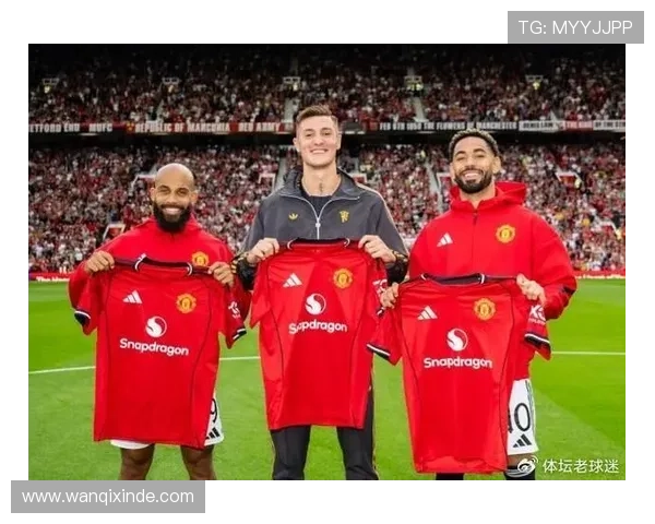 曼联新赛季门将阵容或保留四人 马丁未加盟仍能形成强力组合